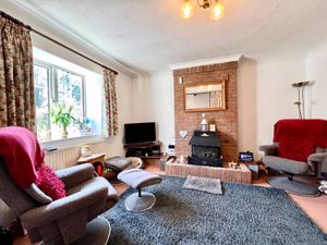 Living Room- click for photo gallery